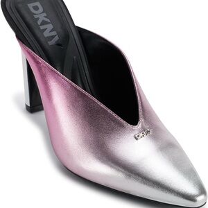 NEW DKNY Women's Silver & Pink Metallic Mules Size 7